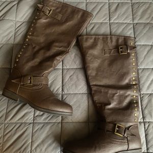Wide calf boots